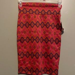 LulaRoe extra small pencil skirt. Aztec pattern orange and red/ pink color.